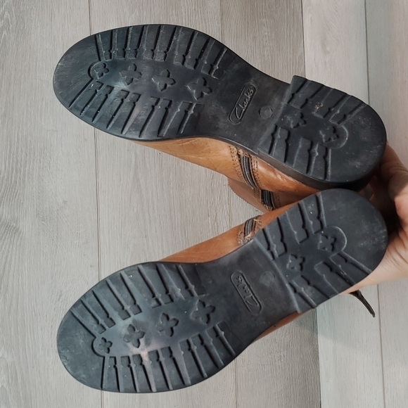 Clarks Women Tamro Spice Tan Leather Tall Riding Moto boots shoes sz 9M - Picture 10 of 14